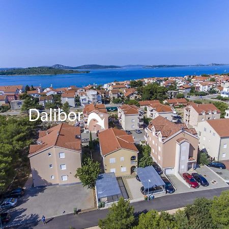 Apartments Dalibor Βόντιτσε Εξωτερικό φωτογραφία