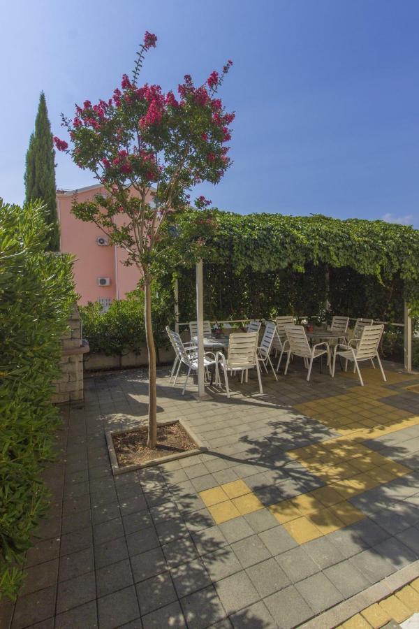 Apartments Dalibor Βόντιτσε Εξωτερικό φωτογραφία